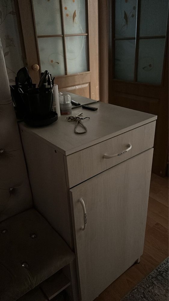 Диван и прихожка