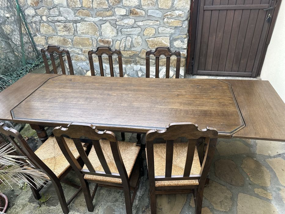 Масивна трапезна маса с 6 стола