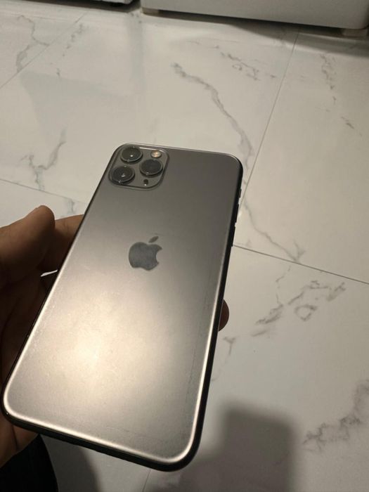 Айфон11 про,емкость79,64гб