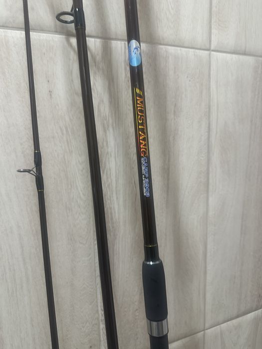 Lanseta crap Baracuda Mustang 3.90m, 3.5lb, 3buc