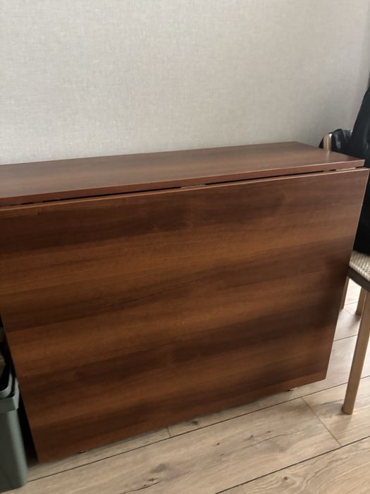 Продам Стол книжка