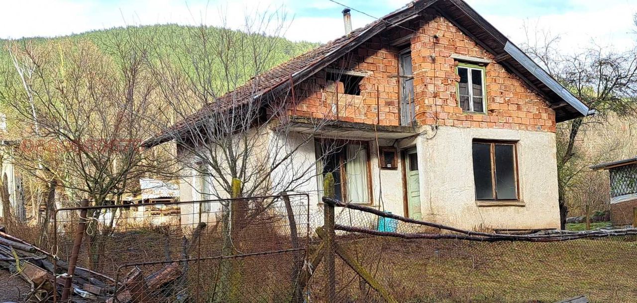 Продава се Къща в София, Люлин 7 - 50 кв.м за 400 €/кв.м - Снимка #1