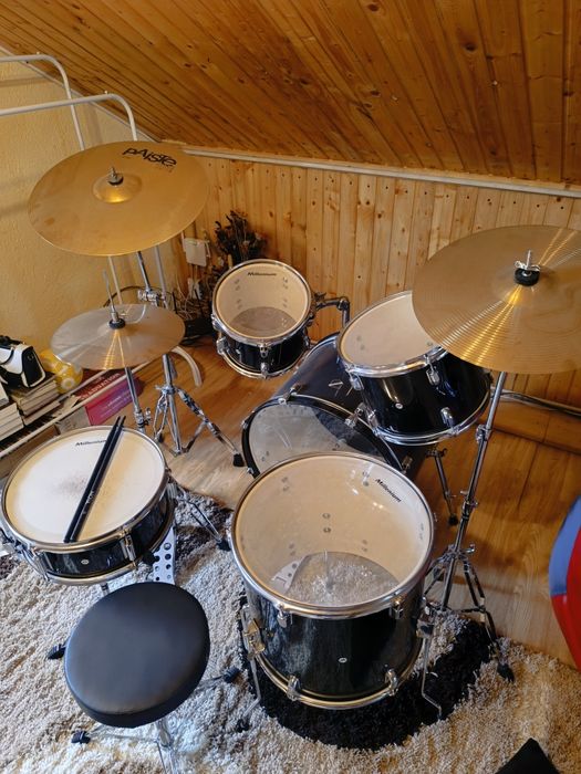 Vând set complet tobe