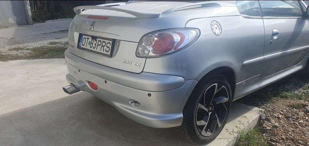 Dezmembrez peugeot 206cc