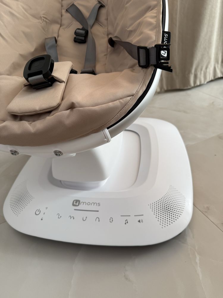 Електрическа бебешка люлка MamaRoo 5.0