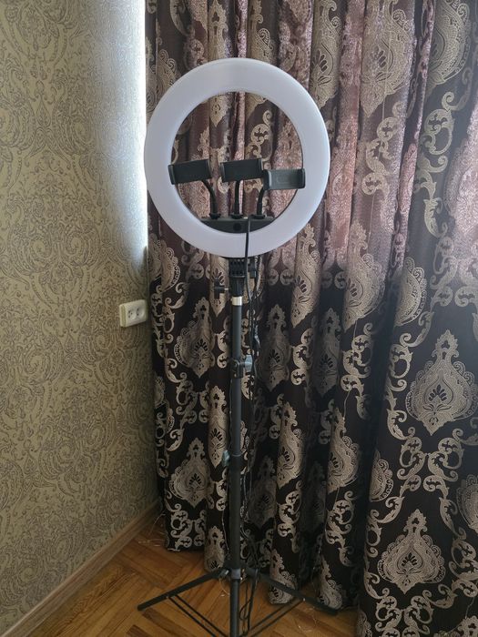 Кольцевая селфи лампа