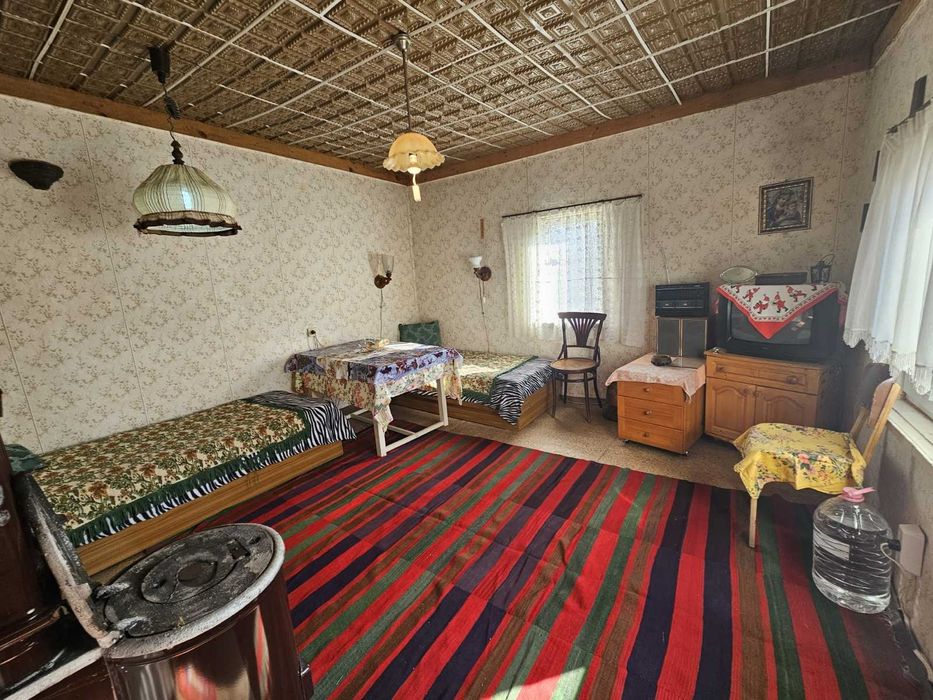 Продава се Къща в с. Жедна, Област Перник - 60 кв.м за 612 €/кв.м - Снимка #9