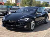 Tesla Model S 75D impecabila