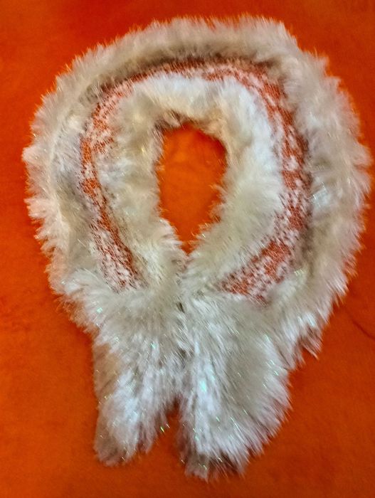 2 saluri de seara( negru și alb)