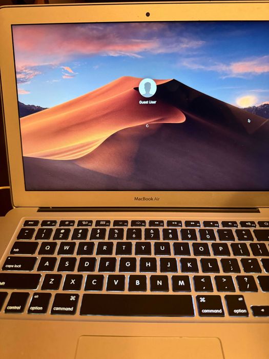 MacBook Air (13-inch, 2017)