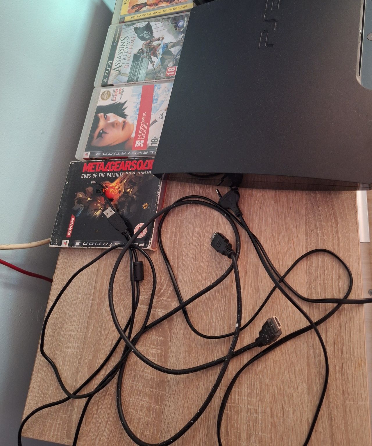 Playstation с един джойстик 500GBк!
