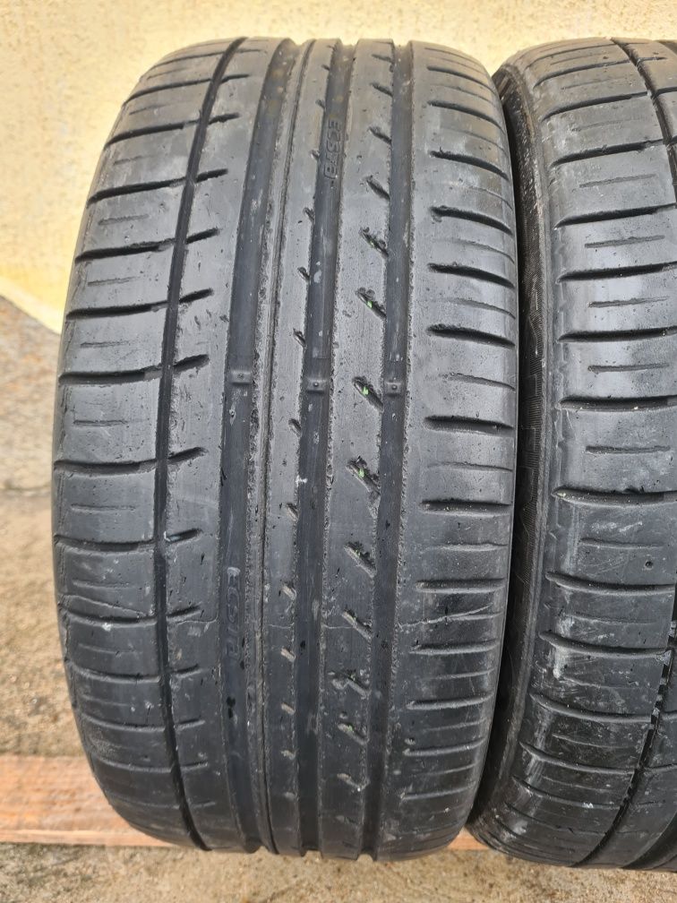 2 бр. летни гуми 205/45/16 Kumho 4 mm DOT 0113