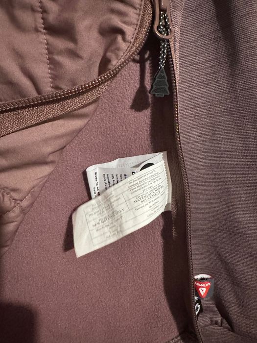 Picture Lixi Tech Womens Sweater.