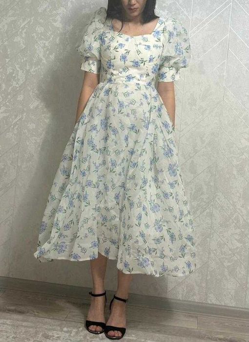 Прокат вечерних платьев современные и красивые