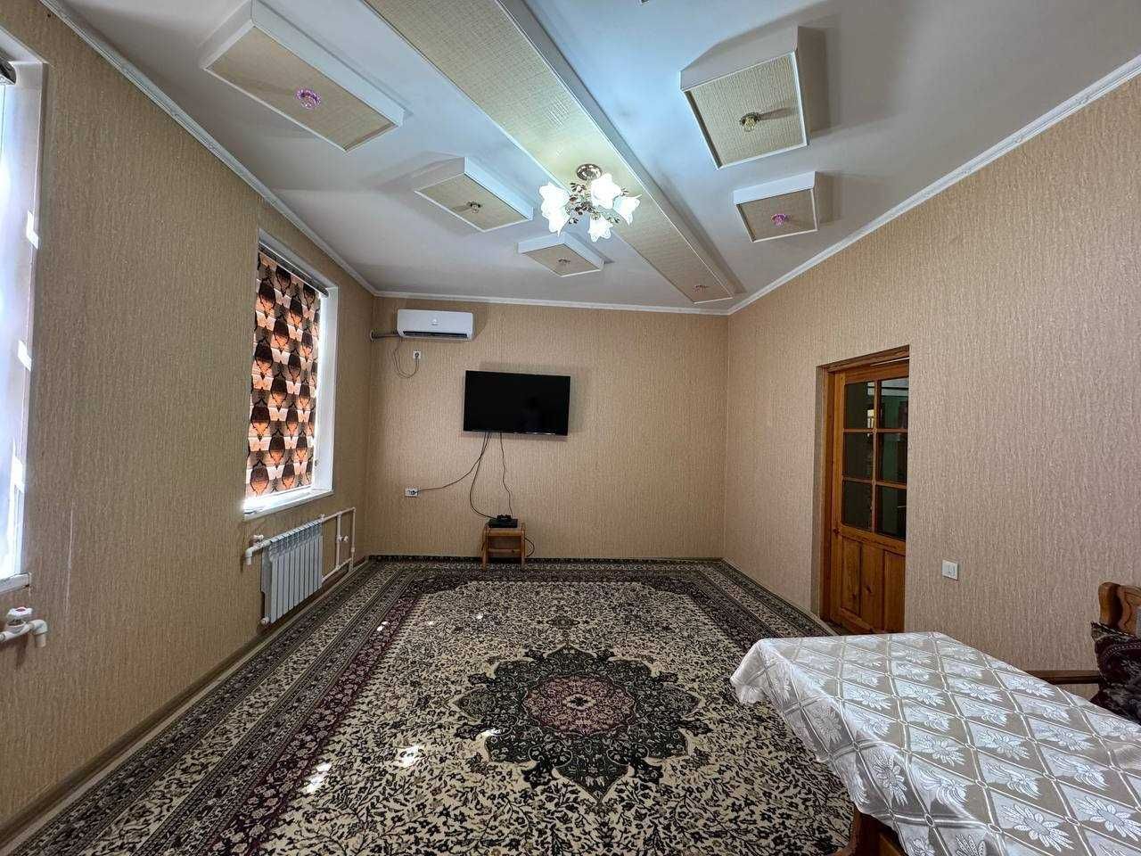 2 хоналик квартира 4 этаж кирпичный дом, крытый, 17-мактаб