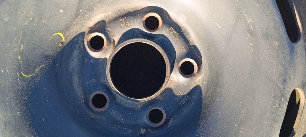 Vând 4 jante Seat,Wv,Audi,Skoda