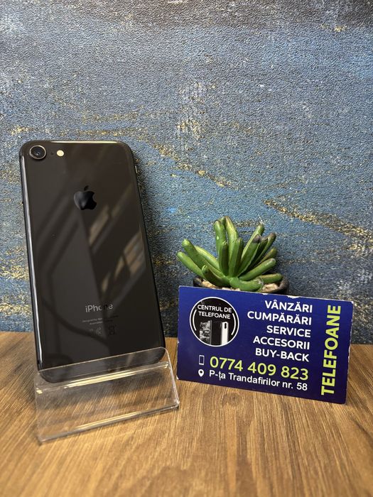 Iphone 8/64Gb/Garantie 2Ani Centrul de Telefoane/Rate