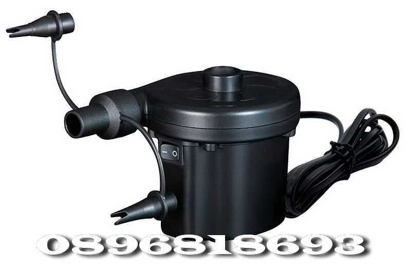 Помпа на 12 V за запалката на колата за лодки,  дюшеци и  
др.( нова )