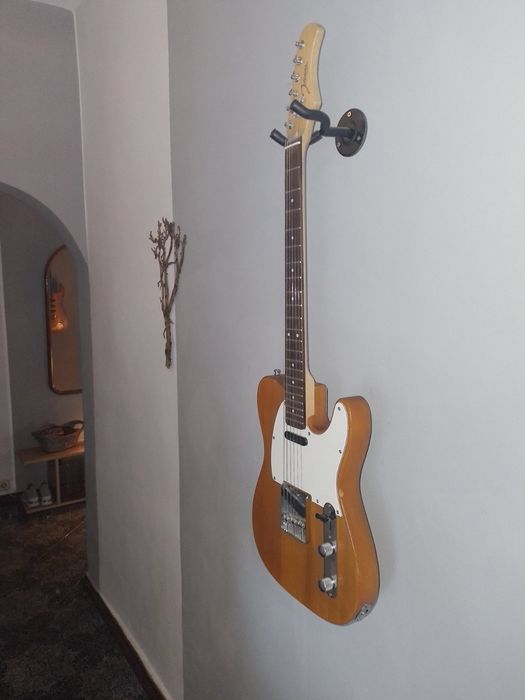 Китари . Fender Telecaster Jonson ..Fender Telecoustic