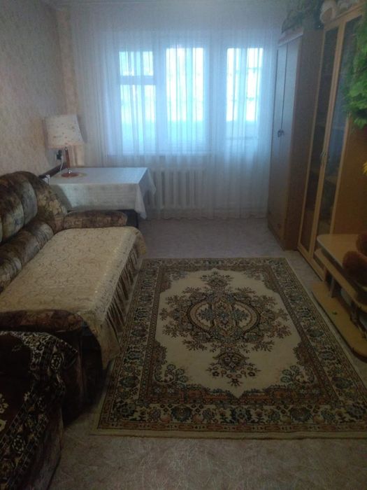 Продам  2 комн в 11 а микр