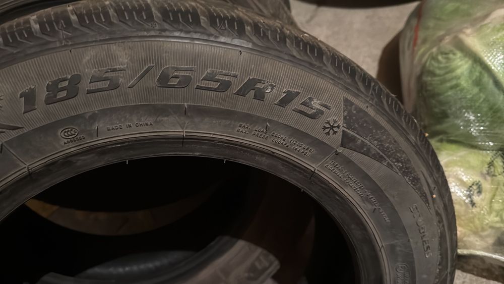 Продается зимние шины