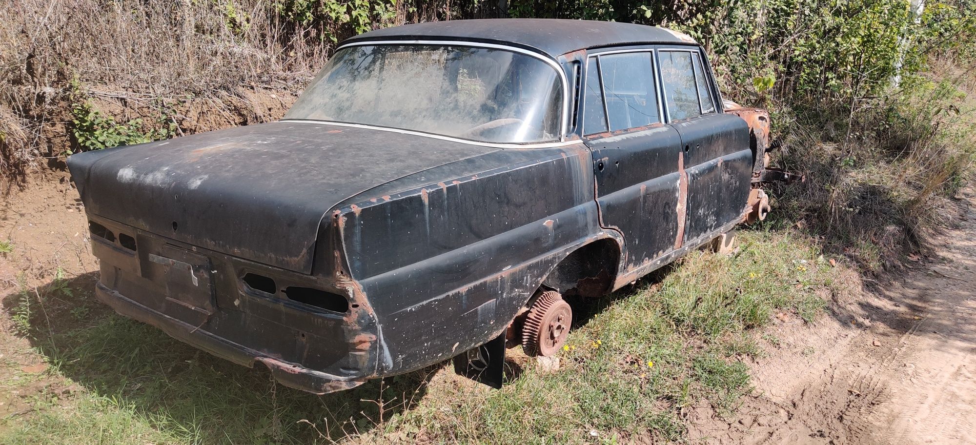 Мерцедес W110, 1966г. на части