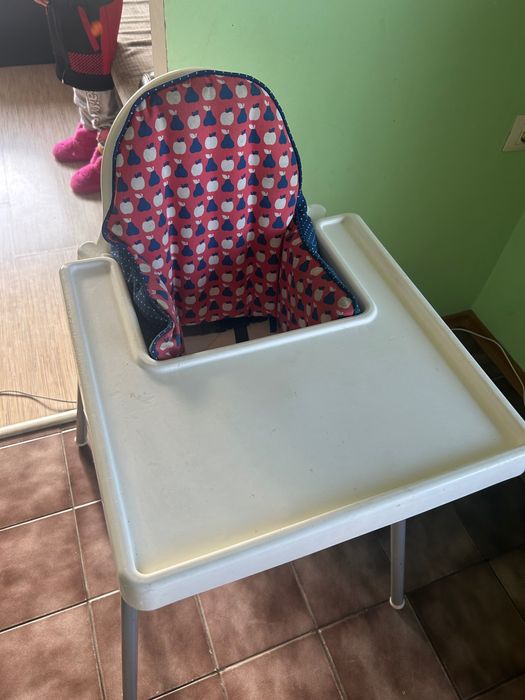 Детско столче за хранене + мека подложка IKEA