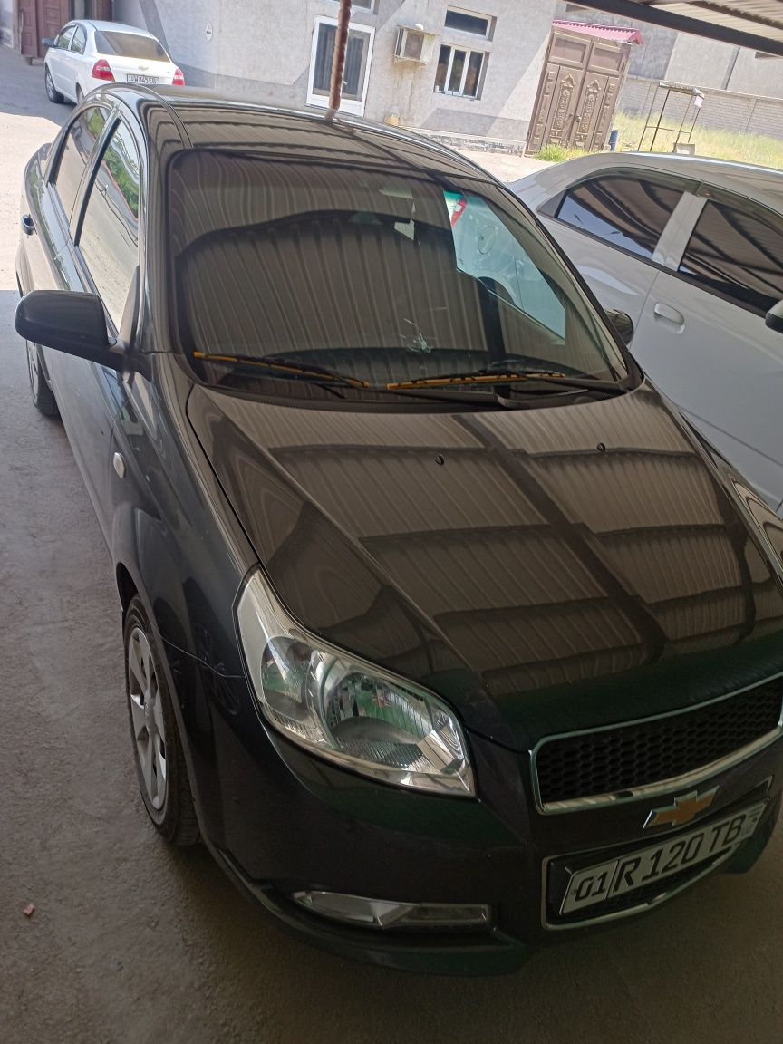 Автомобиль Nexsia 3
