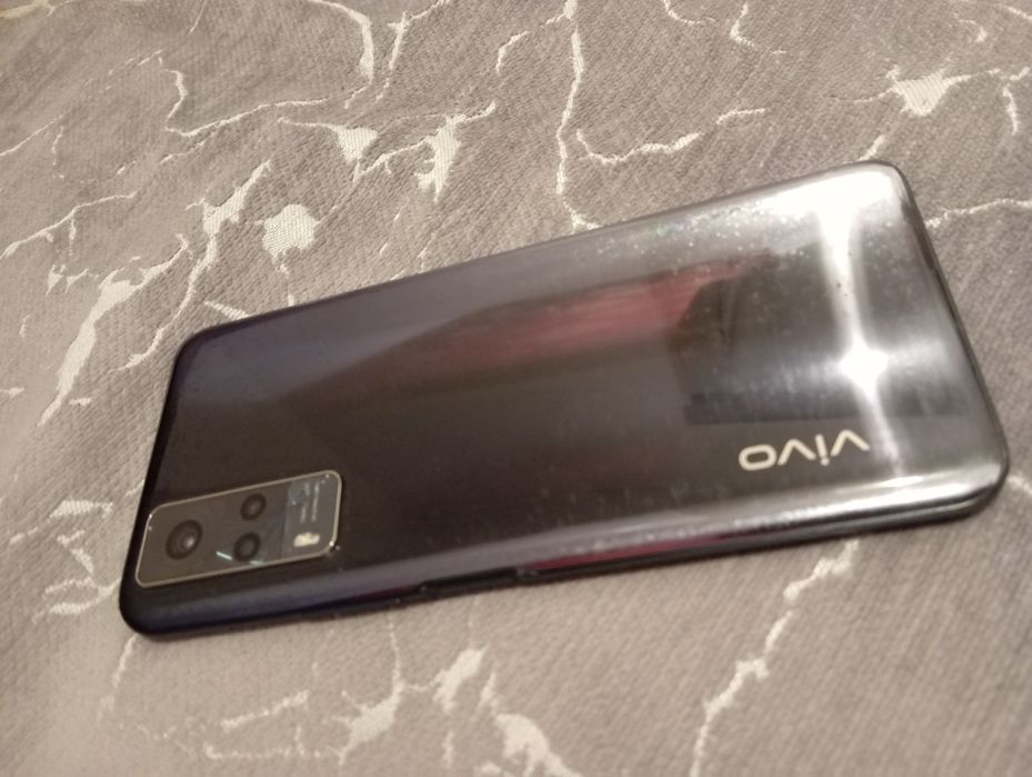Продам VIVO Y31 128гб в хорошем состоянии