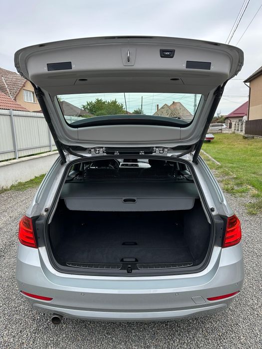 Vând BMW 320D 2015