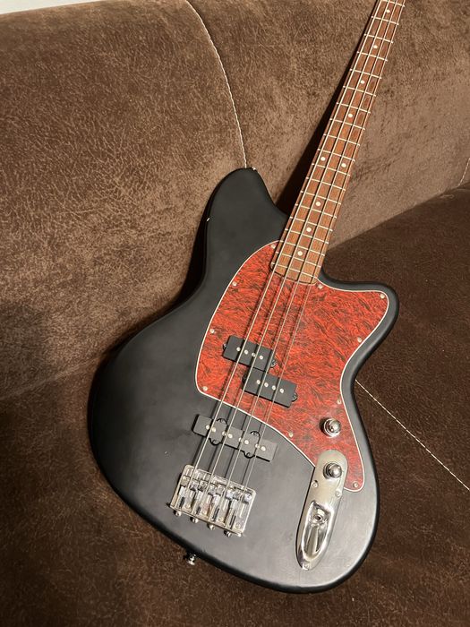 Бас китара Ibanez