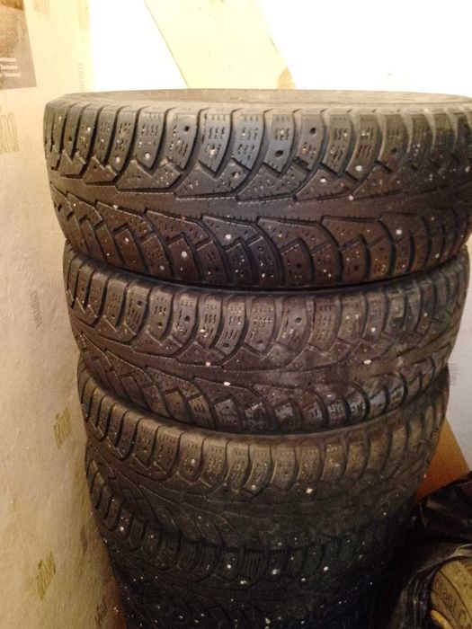 Шины зима 185/65 R15 Nokian nordman 5, не новые