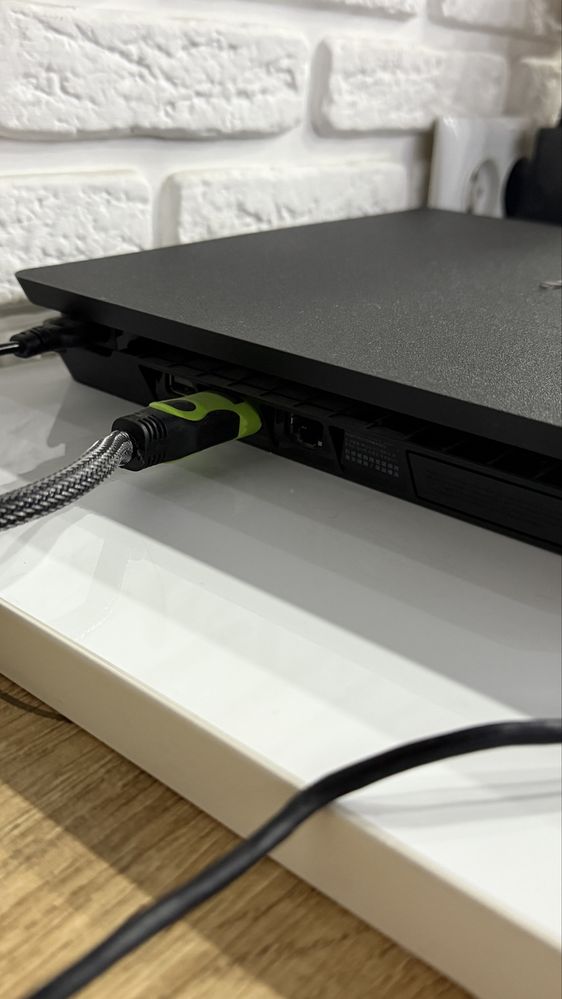 Playstation 4Slim 1 TB