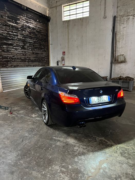 Vând BMW E60 530d
