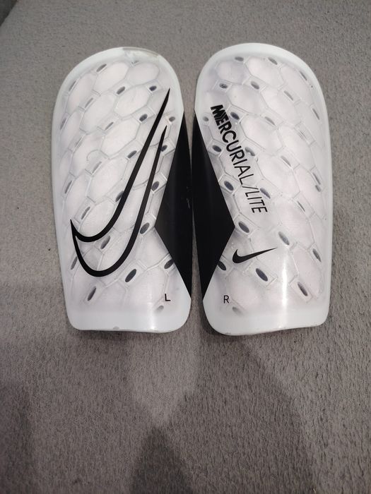 Apărători tibie Nike Mercurial Lite