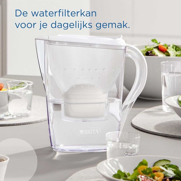 Кана за вода Brita MARELLA 2.4L + 3 филтъра MAXTRA PRO