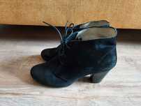 Botine piele intoarsa marimea 37