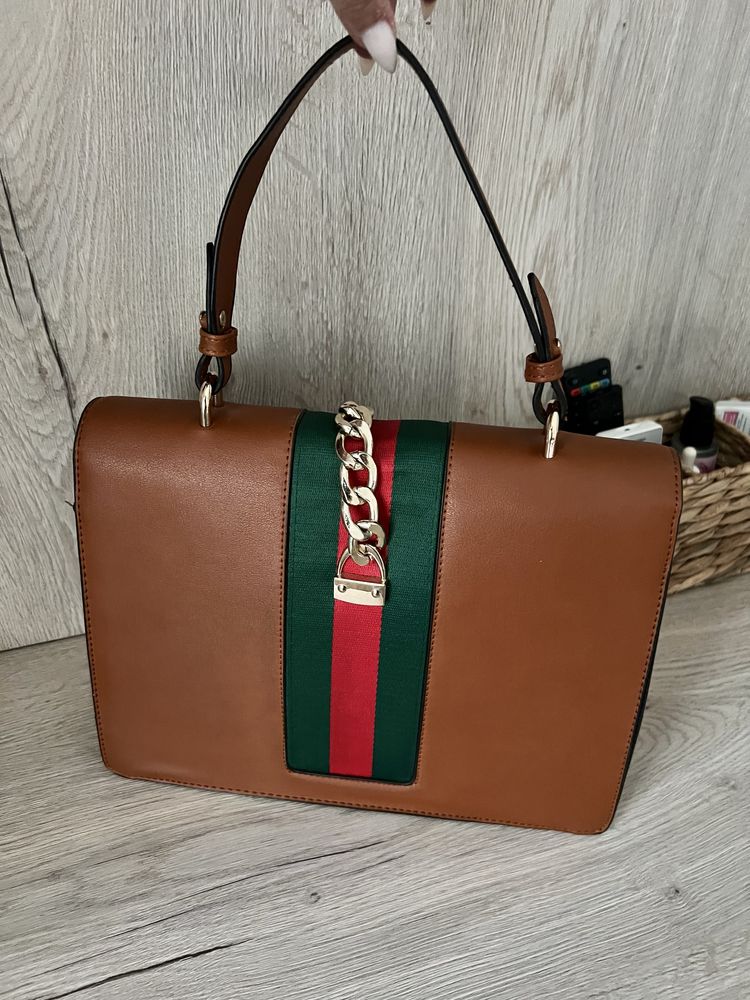 Чанти Gucci кафява и черна