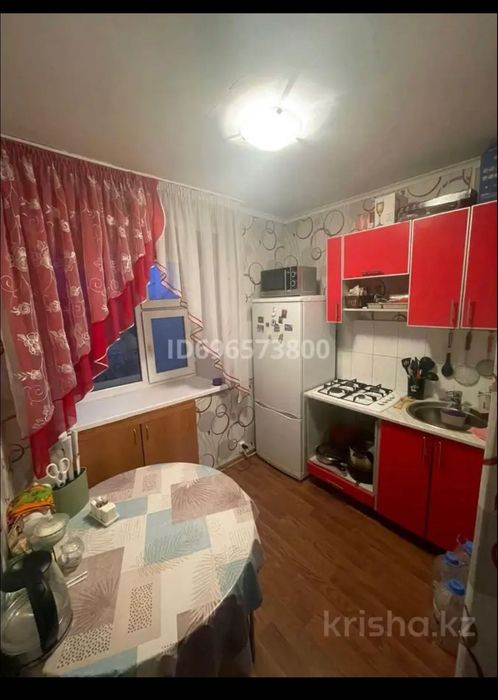 Сдам 1 км 140 тыс  Мауленова 18