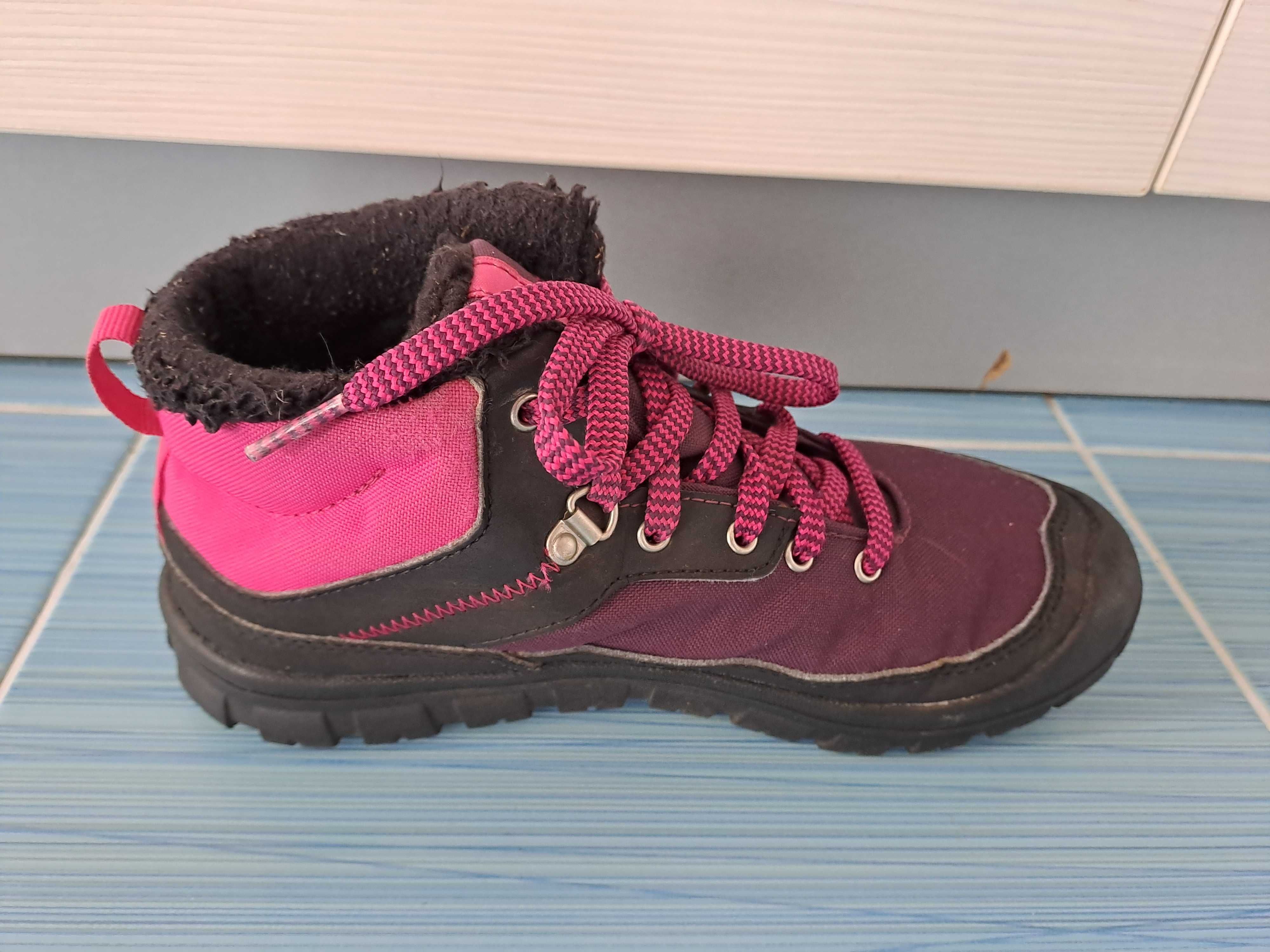 Детски непромокаеми туристически обувки - 35,36 номер, за момиче