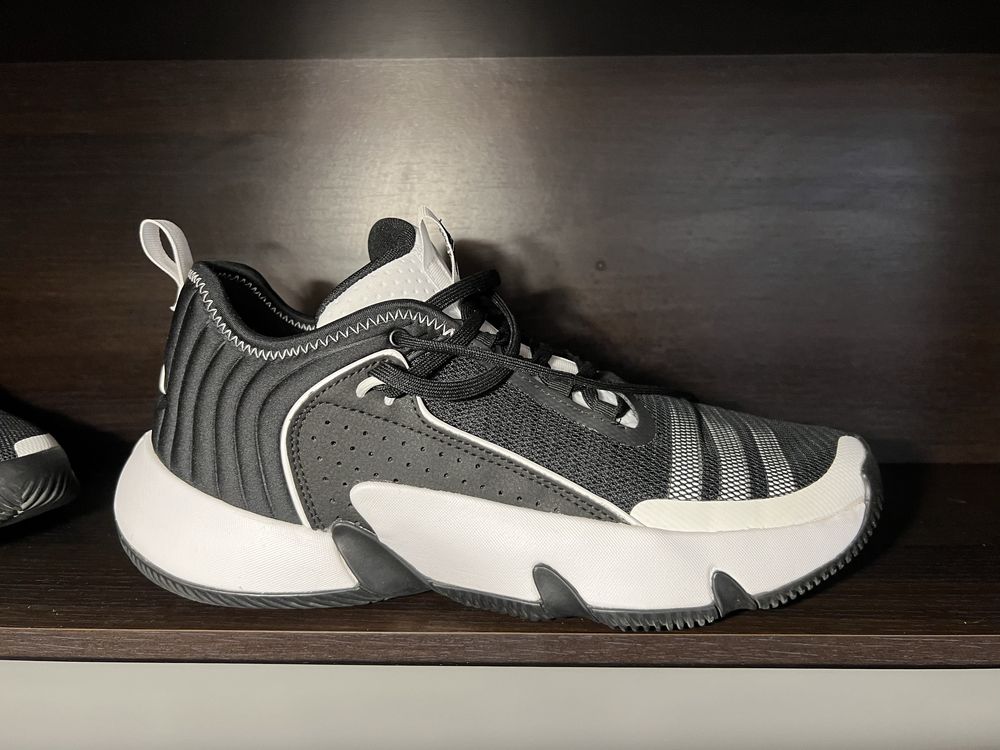 Сникърси Adidas Trae Unlimited черни