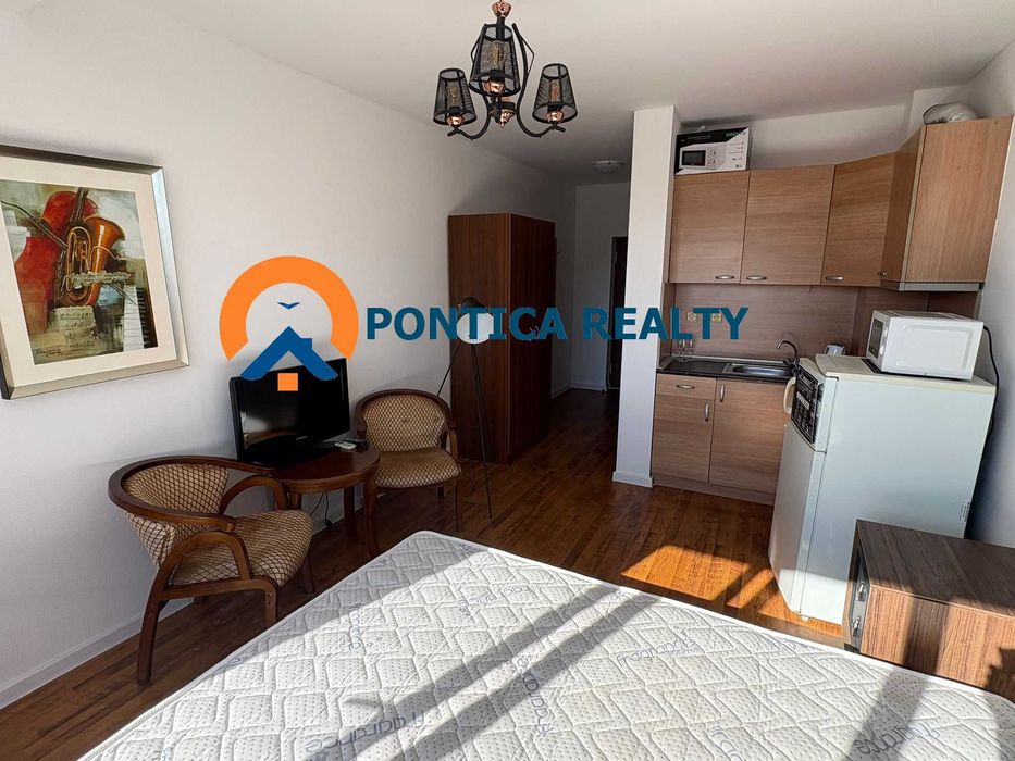 Просторно студио в комплекс близо до морето