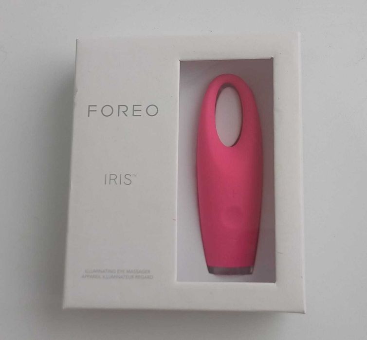 FOREO IRIS масажен уред за околоочната област. Почти неупотребяван.