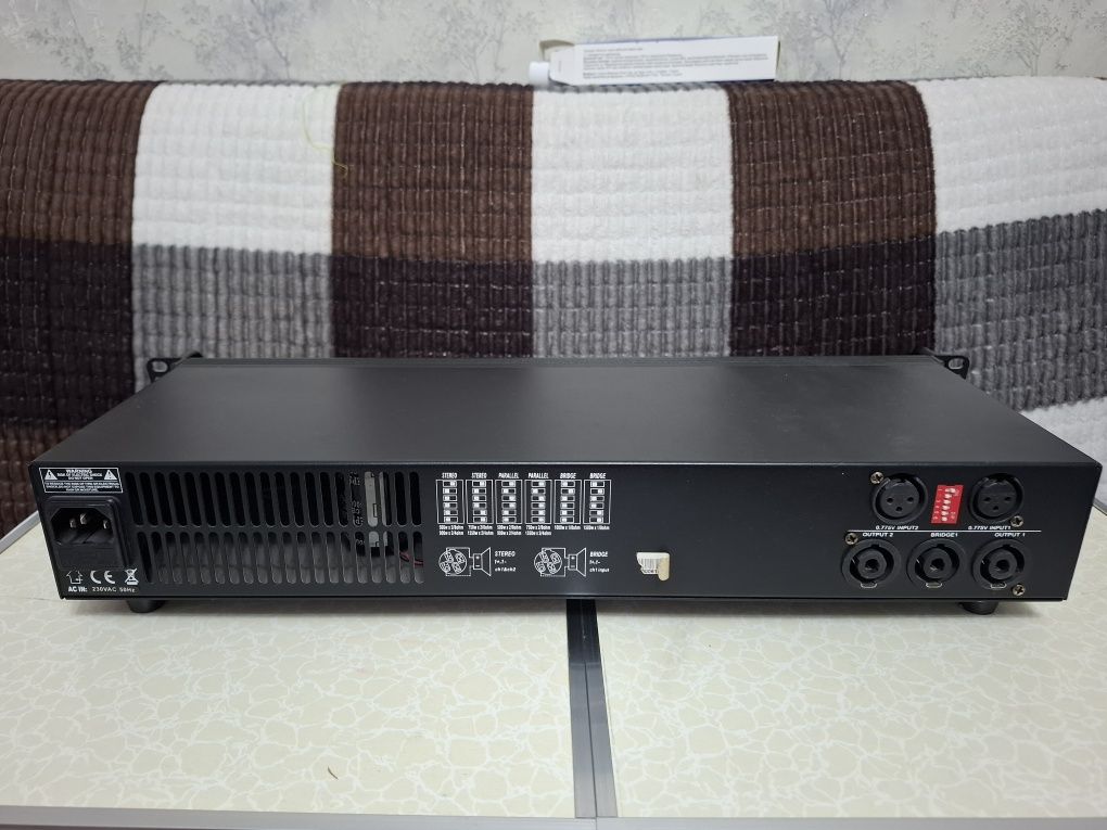 Продаётся усилитель OSICA D2500. 2-х киловатт.