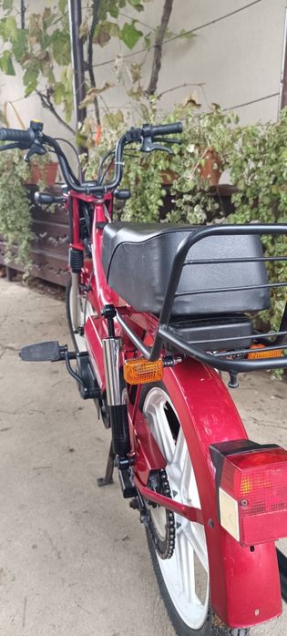 Vând moped FirstBike nou