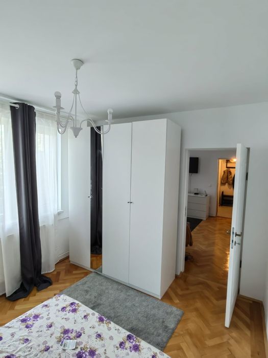 Închiriez apartament 2 camere