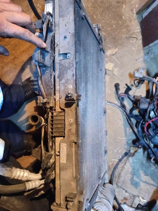 Радиатори и компресор за климатик от Опел Корса Ц