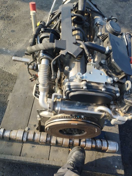 Dezmembrez motor Iveco daily 2.3 euro5 elemente motor accesorii