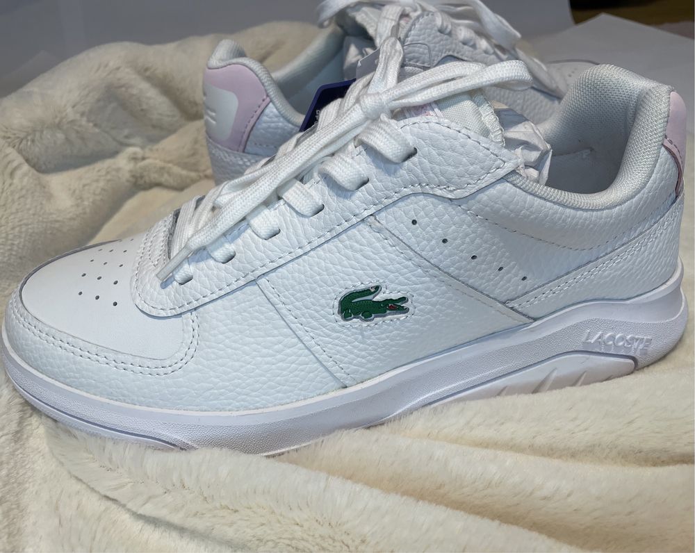 Lacoste. Marime 40,5