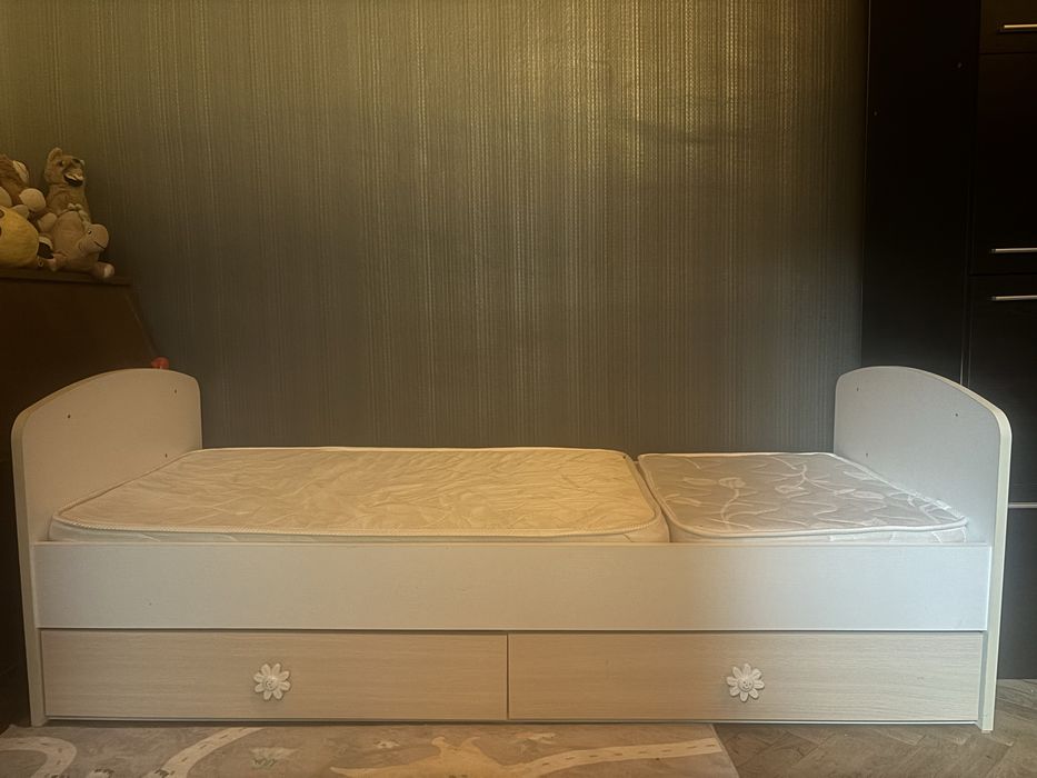 Продавам детско креватче 60/120